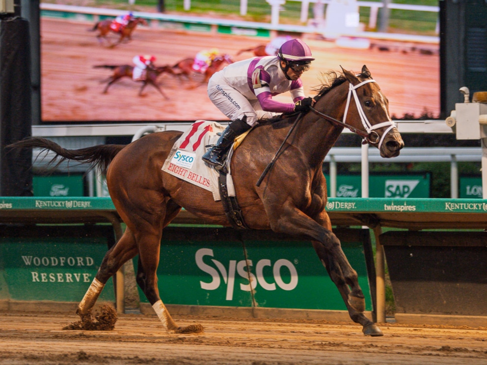 3yo filly Look Forward wins the 2025 Eight Belles S. (G2) at Churchill Downs | Kendall Wucker photo