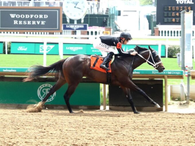 Sassy C W, Yaupon's first starter, rolls to victory on April 30, 2025 at Churchill Downs - Coady Media