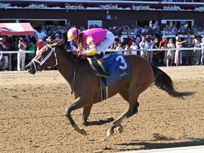 Into Mischief's 4-year-old filly Leslie's Rose powers to victory in the 2025 Shuvee S. (G2) at Saratoga - Chelsea Durand